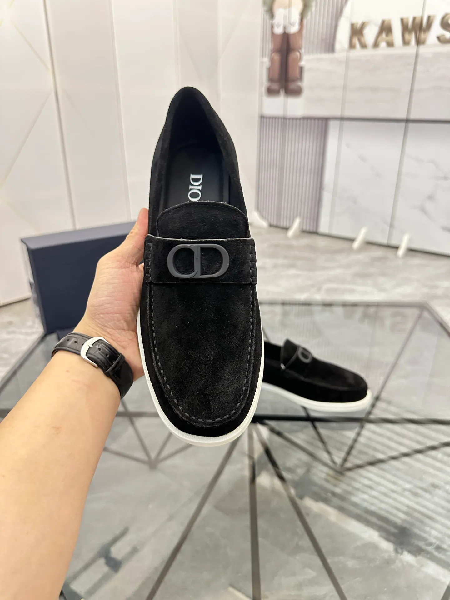 Selling men's shoes 💰: 💰P440¥ Product trademark: Dio* "Dior*" slip-on shoes Regular size: 39-44 (can be customized to 45.46) Product materials: imported nubuck leather upper, cowhide lining, original outsole. Number: 628